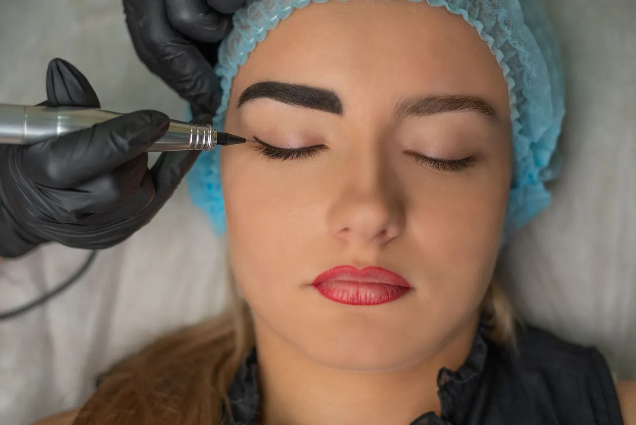 Microblading en Vitoria Gasteiz medicorp